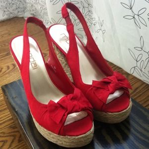 Red Wedges