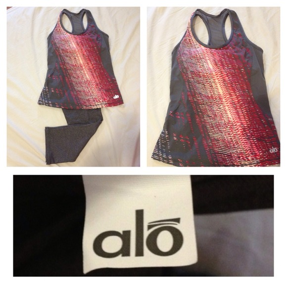 🚫Bundled🚫NWT Yoga Activewear Tank Size XS