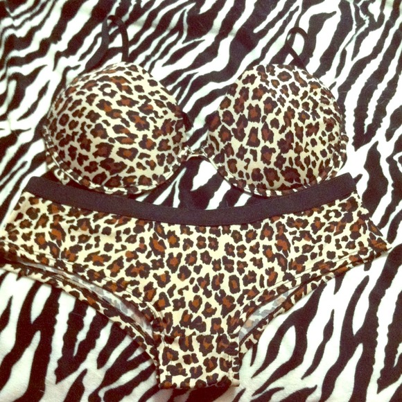 Bra/ Panty Set