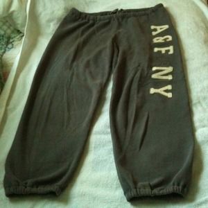 TRADED Grey Cropped Sweatpants