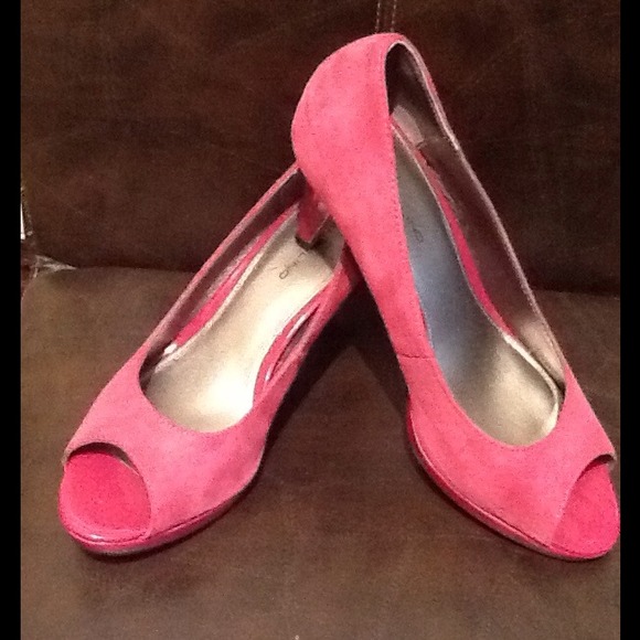 REDUCED. Cute suede pink/rose pumps - Picture 4 of 4