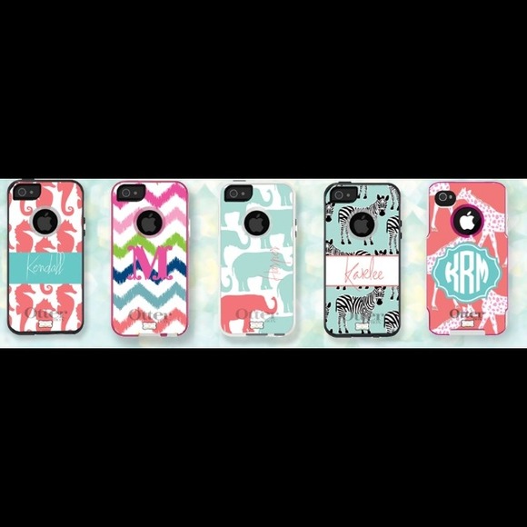 Accessories - Monogrammed otterboxes