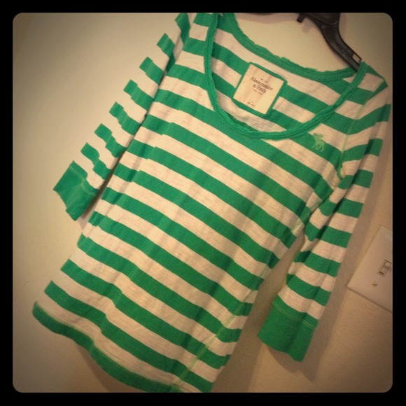 Abercrombie top - Picture 1 of 1