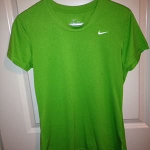 BUNDLEDLime Green NIKE Shirt