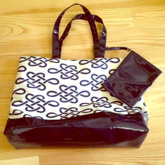 NEW Estée Lauder tote bag with clutch