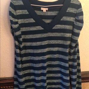 Green and grey sweater