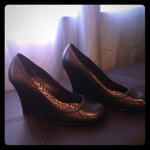 Aldo Black Wedges~Size 6