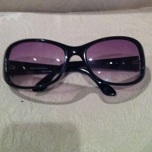 📛SOLD📛BCBG  sunglasses