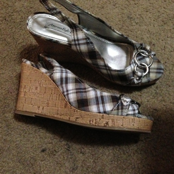 🚫Sold 🚫American Eagle shoes