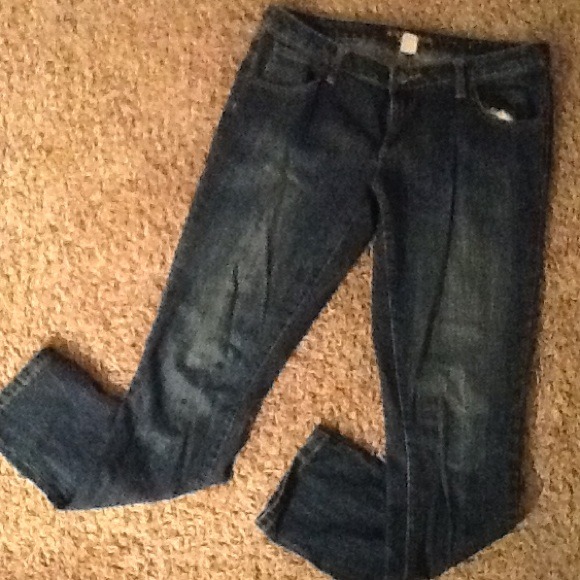 Skinny jeans