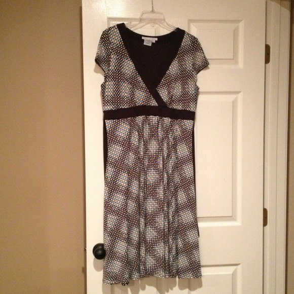 Dresses & Skirts - Size 16 dress reduced