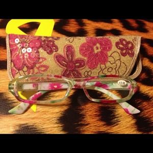 Brand new lady reading glasses