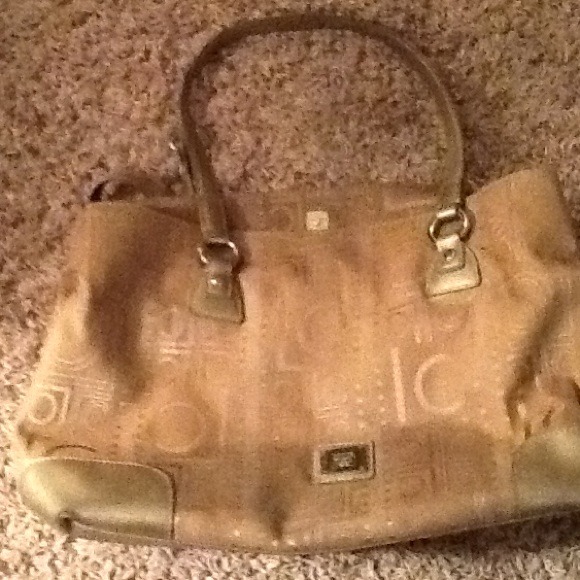 Liz claiborne purse