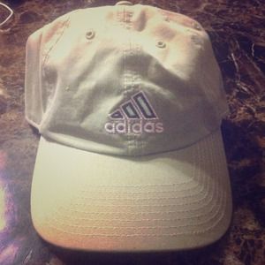 Adidas one size fits all hat