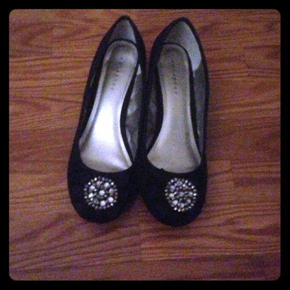 Black shoe