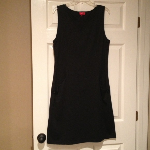 ⬇Reduced Black dress with pockets