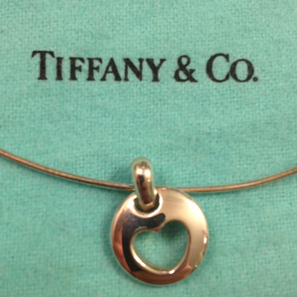 Tiffany & Co. Necklace - Picture 2 of 4