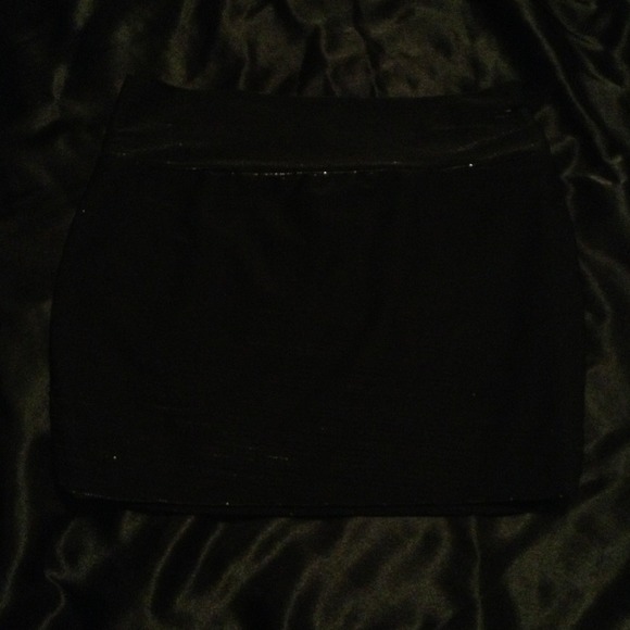 Rue 21 black with silver body con skirt