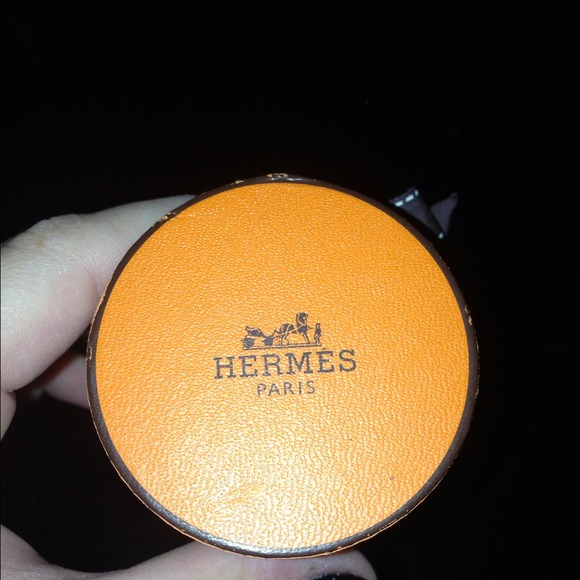 SOLD!!! Hermes purse scarf