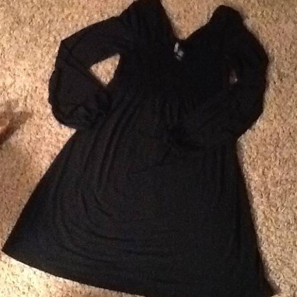 Black stretchy dress