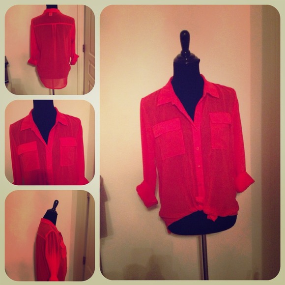 🔴Hold🔴 Red chiffon dressy top