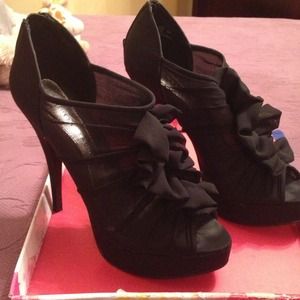 Chinese laundry heels Haylie