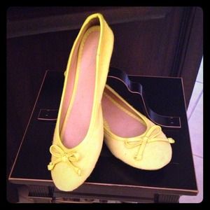 Yellow shoes
