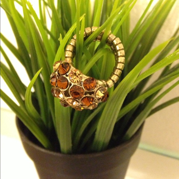 Amber & Gold cocktail ring.