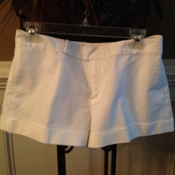 NWOT: Ralph Lauren Cuff White Short
