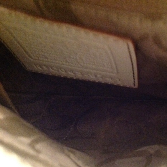 Vintage Coach Leather Handbag - Picture 3 of 4