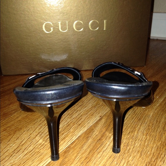 SOLD ~Authentic Gucci slides ~ SOLD - Picture 3 of 4