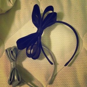 Grey and black headbands with bows
