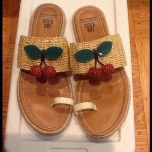 Hush puppy dangling cherry sandals