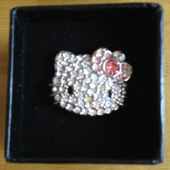Authentic hello kitty adjustable ring - Picture 2 of 2