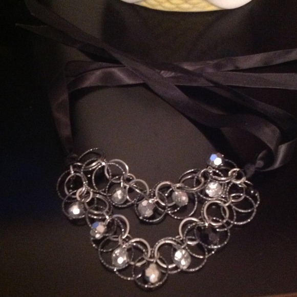 SOLD!  💵 Ribboned necklace