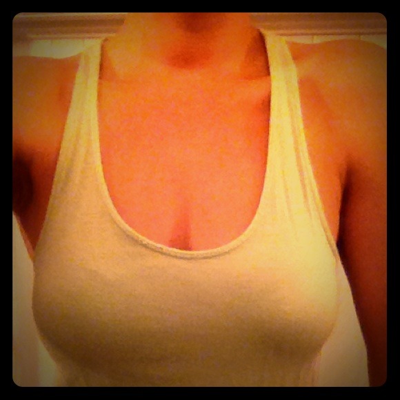 Mint green tank with key hole back - Picture 1 of 2