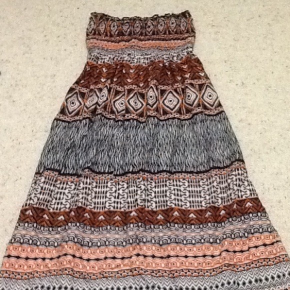 🚫SOLD🚫Tribal maxi dress