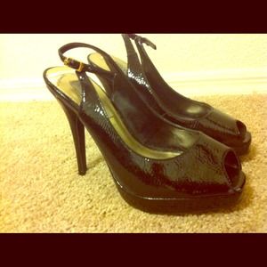 Peep toe Steve madden shoes