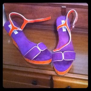 Jennifer Lopez wedge heels size 10