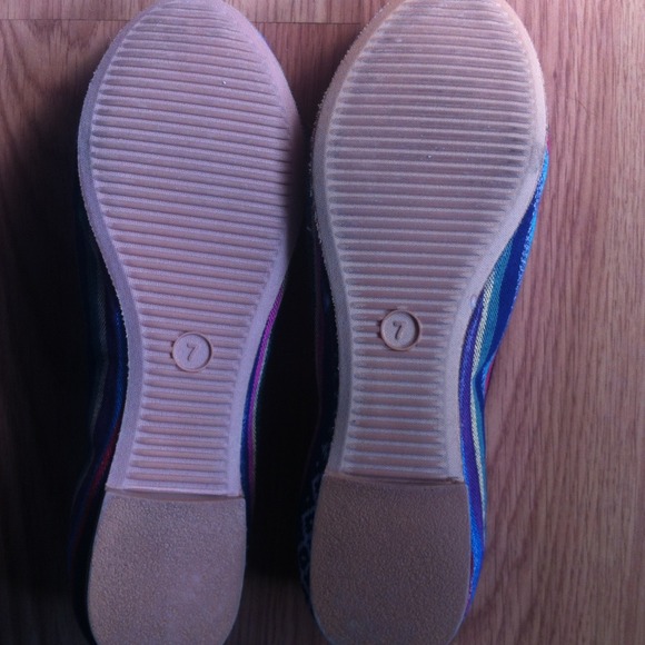 Ikat Ballet Flats - Picture 2 of 3