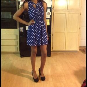 🚫SOLD IN BUNDLE🚫Forever 21 Polka Dot Dress