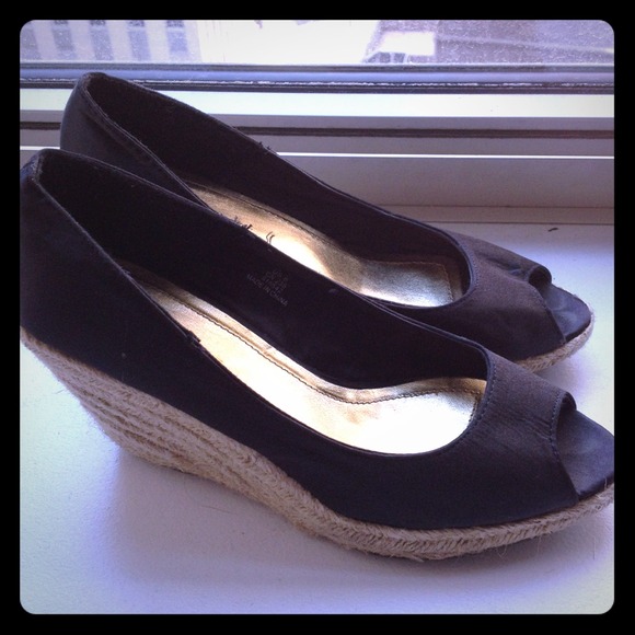Aldo black peeptoe Espadrille Wedges