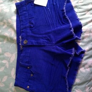 brand new charlotte russe blue denim shorts