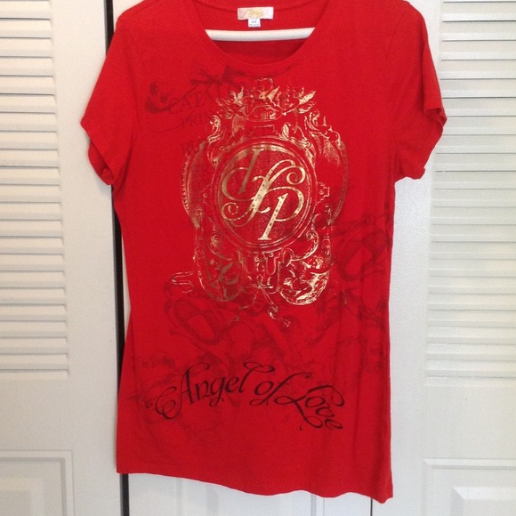 Cute tshirt with gold