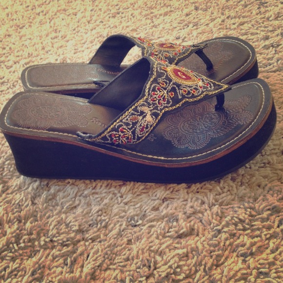 Beaded and embroidered black sandal!