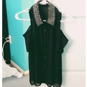 ⬇Reduced!⬇ Nasty Gal Studded Collar Blouse