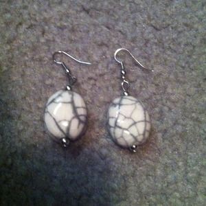 Crackle earrings