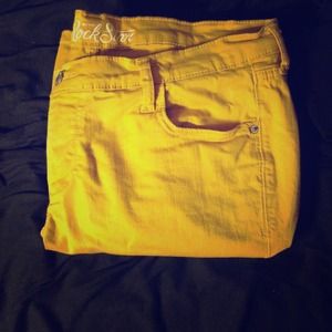 Mustard yellow skinny jeans