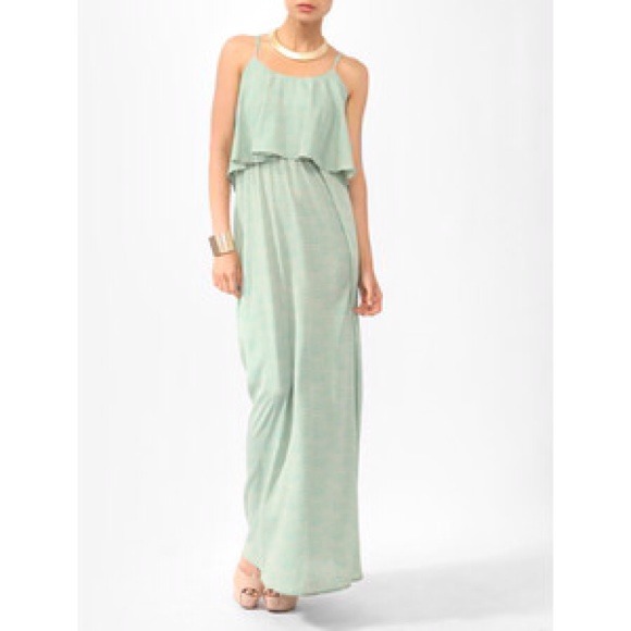 Forever 21 Dresses & Skirts - Bundle retro print pattern maxi dress & f21 top