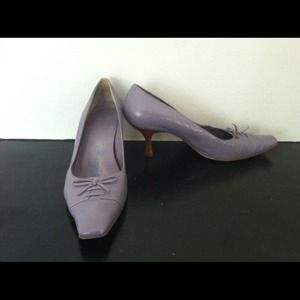 Lavender color career pumps